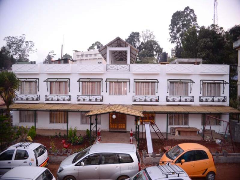 Hotel Sapphire Grand Ooty Exterior foto