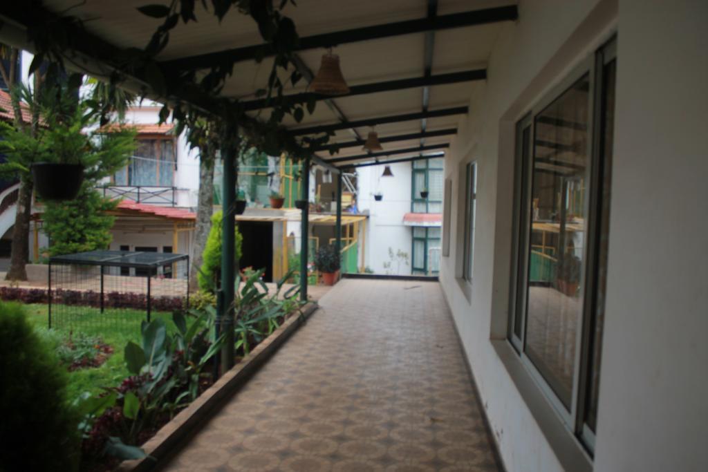 Hotel Sapphire Grand Ooty Exterior foto
