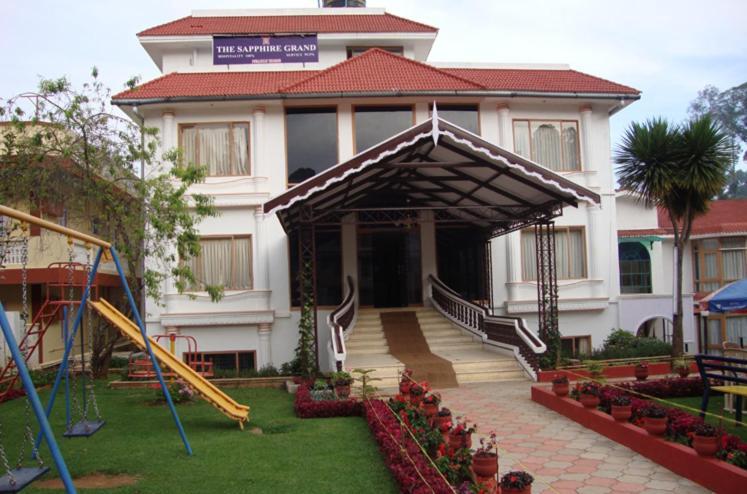 Hotel Sapphire Grand Ooty Exterior foto