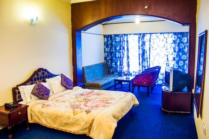 Hotel Sapphire Grand Ooty Exterior foto
